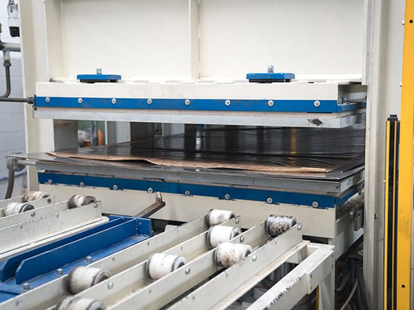 Laminati-dielettrici-per-isolamento-elettrico